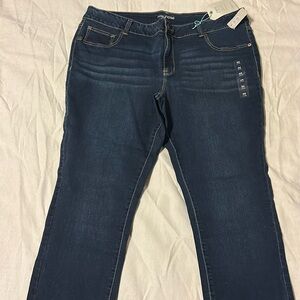 Mid rise leggings from Maurice’s